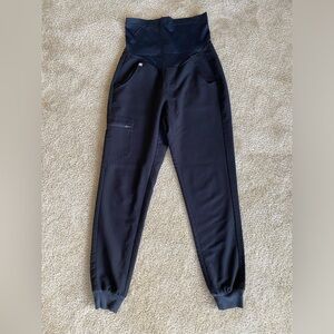 Figs XXS maternity joggers black